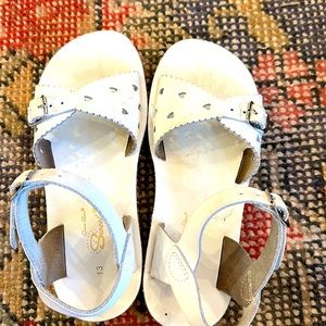 Sun San white leather sandals. Size 13